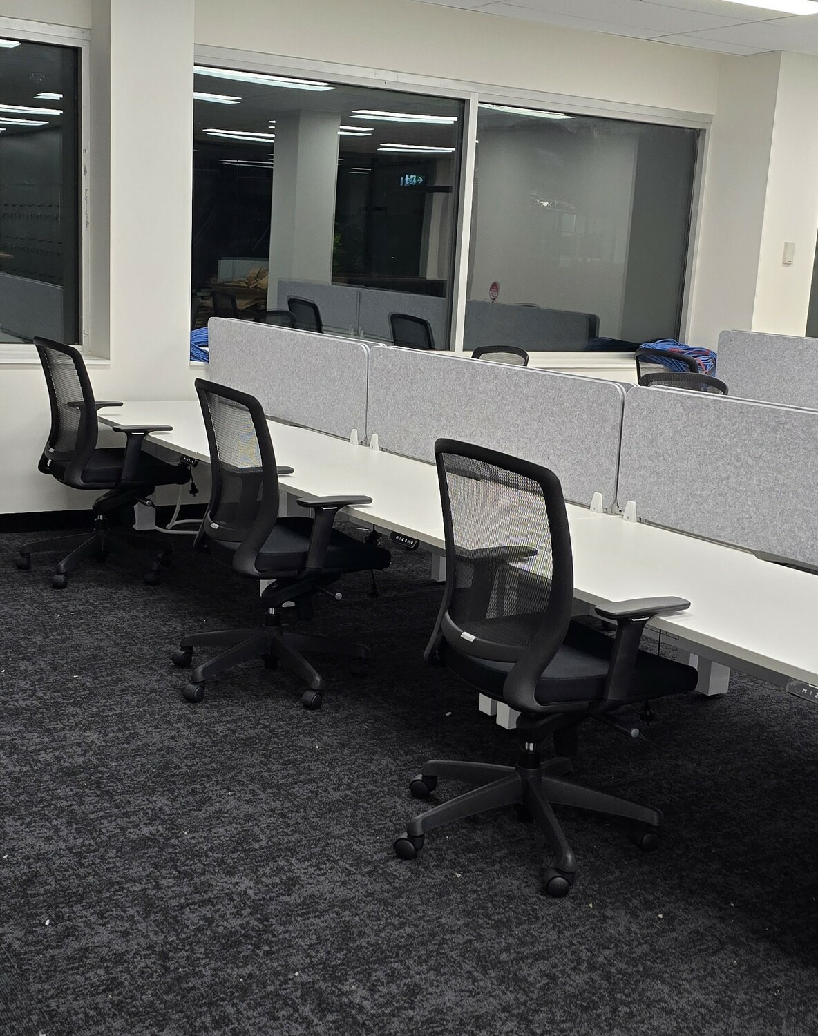 <span style="font-weight: bold;">Office furniture&nbsp;Assembly</span>